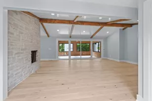 986 Indian Hills Rd, Fontana, WI 53125 - Photo 11