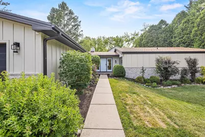 986  Indian Hills Rd, Fontana, WI 53125 - Photo 7