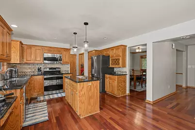 S86W32310  Elias Ct, Mukwonago, WI 53149 - Photo 11