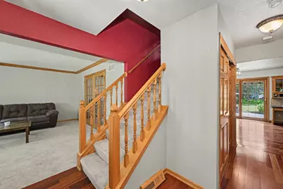 S86W32310  Elias Ct, Mukwonago, WI 53149 - Photo 3
