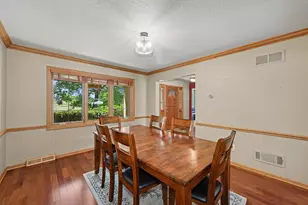 S86W32310 Elias Ct, Mukwonago, WI 53149 - Photo 9