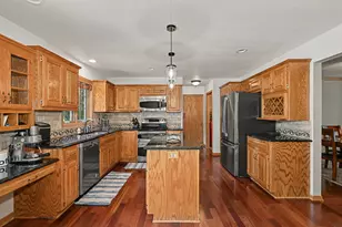 S86W32310 Elias Ct, Mukwonago, WI 53149 - Photo 11