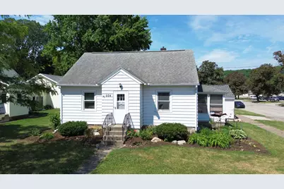 604 S Oak St, La Crescent, MN 55947 - Photo 1