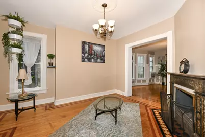 933 N 34th St, Milwaukee, WI 53208 - Photo 13