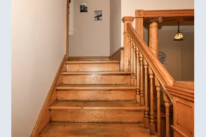 933 N 34th St, Milwaukee, WI 53208 - Photo 25