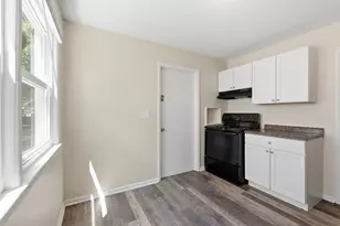 5912-5914 N 70th St, Milwaukee, WI 53218 - Photo 9