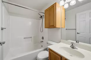 1108 N Milwaukee St, Milwaukee, WI 53202 - Photo 19