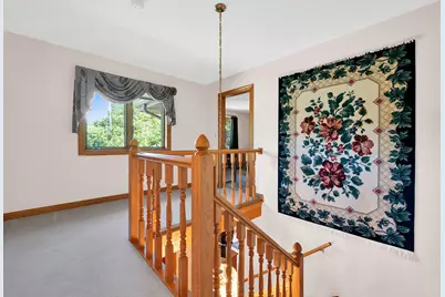 3430  Shorewood Dr, Racine, WI 53404 - Photo 9