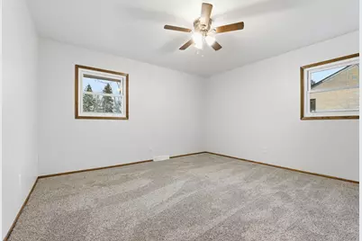 2504 N 112th St, Wauwatosa, WI 53226 - Photo 15