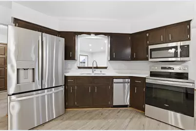 2504 N 112th St, Wauwatosa, WI 53226 - Photo 5