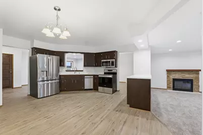 2504 N 112th St, Wauwatosa, WI 53226 - Photo 7