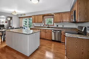 2070 S 103rd Ct, West Allis, WI 53227 - Photo 13