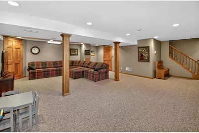 2070 S 103rd Ct, West Allis, WI 53227 - Photo 25