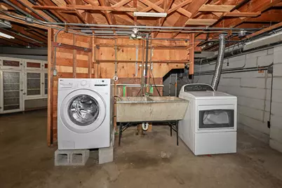 1078 N 120th St, Wauwatosa, WI 53226 - Photo 35