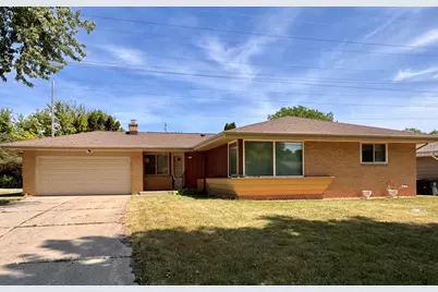 1078 N 120th St, Wauwatosa, WI 53226 - Photo 1