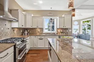 N37W26675 Kopmeier Dr, Pewaukee, WI 53072 - Photo 5