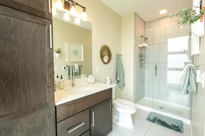 215 E Pleasant St #412, Oconomowoc, WI 53066 - Photo 9