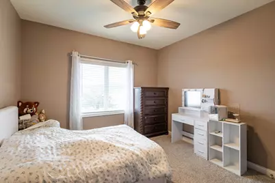 508  Forest View Dr, Holmen, WI 54636 - Photo 7