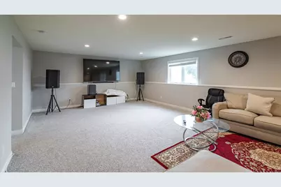 508  Forest View Dr, Holmen, WI 54636 - Photo 9