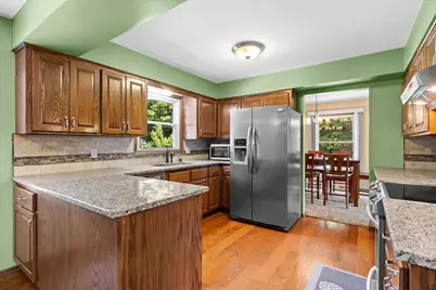 S70W22020  Alameda Dr, Vernon, WI 53103 - Photo 11