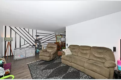 12525 W Eden Trl, New Berlin, WI 53151 - Photo 3