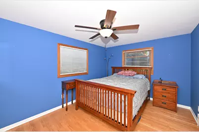 12525 W Eden Trl, New Berlin, WI 53151 - Photo 17