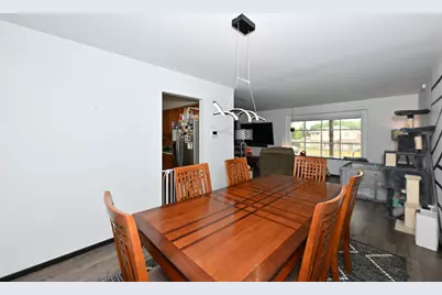 12525 W Eden Trl, New Berlin, WI 53151 - Photo 5