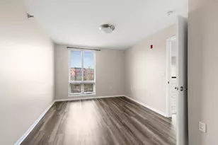 2121 S Kinnickinnic Ave, Milwaukee, WI 53207 - Photo 17