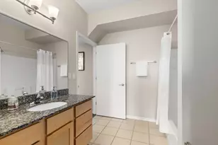 2121 S Kinnickinnic Ave, Milwaukee, WI 53207 - Photo 23