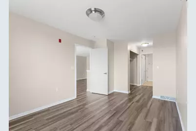 2121 S Kinnickinnic Ave #110, Milwaukee, WI 53207 - Photo 19