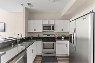 2121 S Kinnickinnic Ave, Milwaukee, WI 53207 - Photo 7
