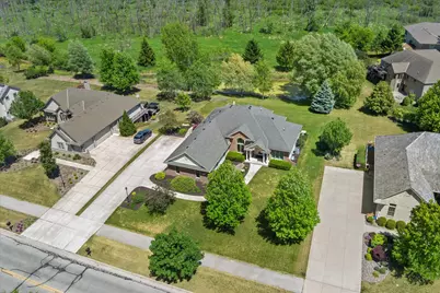 W172N7810  Shady Ln, Menomonee Falls, WI 53051 - Photo 63