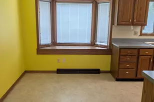 W148N8147 University Dr, Menomonee Falls, WI 53051 - Photo 11