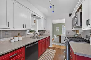5639 N Bay Ridge Ave, Whitefish Bay, WI 53217 - Photo 5