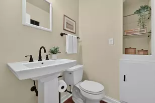 5639 N Bay Ridge Ave, Whitefish Bay, WI 53217 - Photo 9