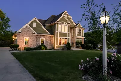 N29W26152  Coachman Dr, Pewaukee, WI 53072 - Photo 5