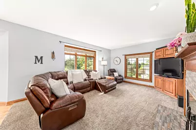 N29W26152  Coachman Dr, Pewaukee, WI 53072 - Photo 13
