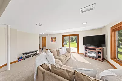 N29W26152  Coachman Dr, Pewaukee, WI 53072 - Photo 53