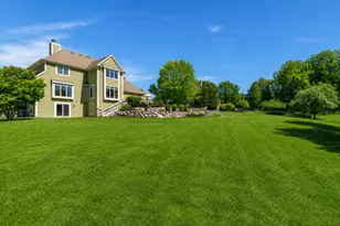 N29W26152 Coachman Dr, Pewaukee, WI 53072 - Photo 63