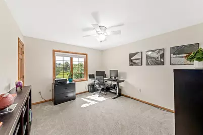N29W26152  Coachman Dr, Pewaukee, WI 53072 - Photo 45