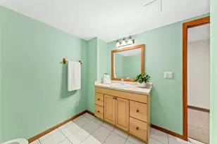 N29W26152 Coachman Dr, Pewaukee, WI 53072 - Photo 49
