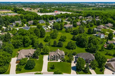 N29W26152  Coachman Dr, Pewaukee, WI 53072 - Photo 73