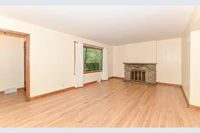 10331 W Greenwood Ter, Milwaukee, WI 53224 - Photo 7