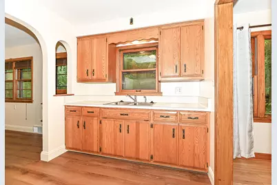 10331 W Greenwood Ter, Milwaukee, WI 53224 - Photo 17