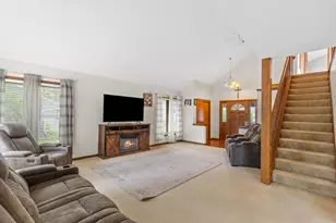 8900 S Shepard Ave, Oak Creek, WI 53154 - Photo 7