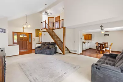 8900 S Shepard Ave, Oak Creek, WI 53154 - Photo 3
