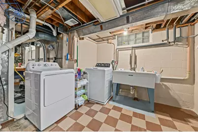 2872 S 92 St, West Allis, WI 53227 - Photo 19