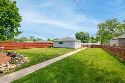 2872 S 92 St, West Allis, WI 53227 - Photo 21