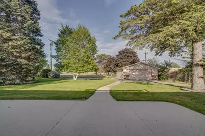 7833  5th Ave, Kenosha, WI 53143 - Photo 3
