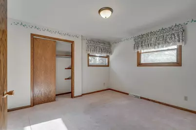 7833  5th Ave, Kenosha, WI 53143 - Photo 27
